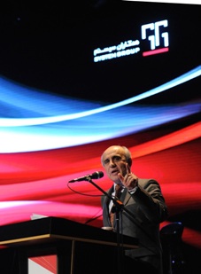 محمود نظاری