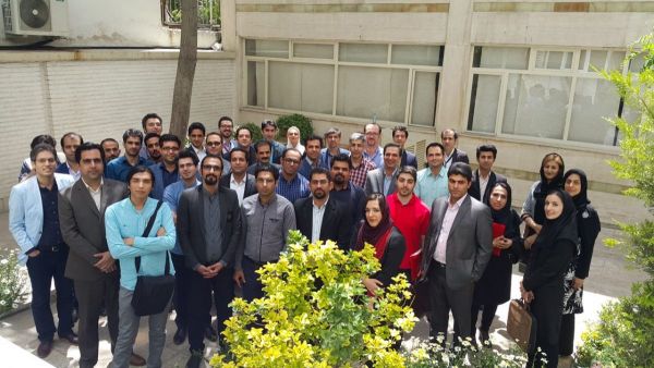 گردهمایی آموزشی همکاران فروش همکاران سیستم 