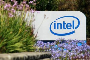 کسب و کار پر رونق اینتل در حوزه ابر و اینترنت اشیاء
