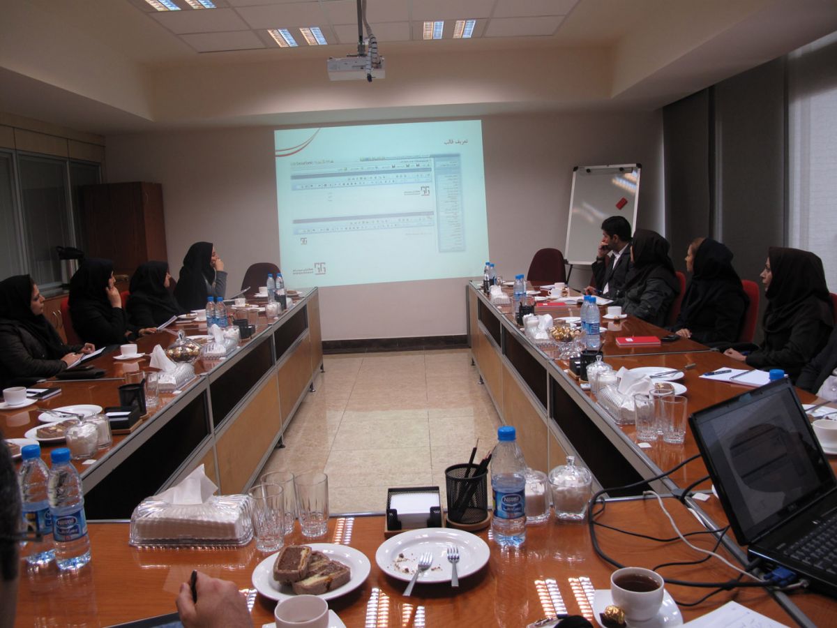 برگزاری جلسات «گروه‌ کاربری» در همکاران سیستم 