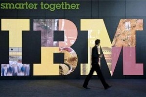 شرکت IBM سه ماهه پایانی ۲۰۱۴ را با اُفت درآمدی به پایان رساند
