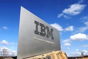 درآمد ۱۹.۶ میلیارد دلاری IBM در سه ماهه اول ۲۰۱۵