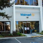 Walmart برای ارائه خدمات بهتر از فناوریهای نوین استفاده میکند