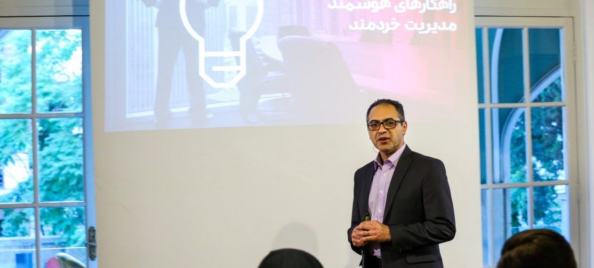 فرید فولادی در نشست خبری با نمایندگان رسانه‌ها