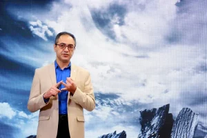 فرید فولادی مجمع عمومی همکاران سیستم