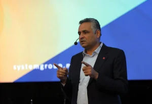 نقش تحول دیجیتال در صنعت فولاد از زبان مدیرعامل همکاران سیستم