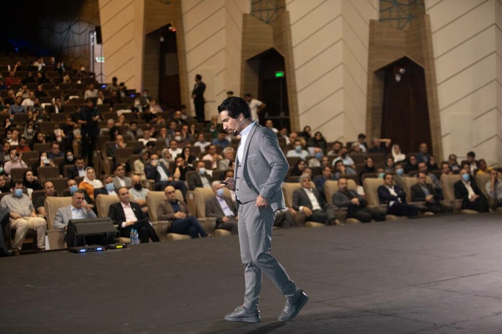 رویداد یک روز با همکاران سیستم در تبریز 