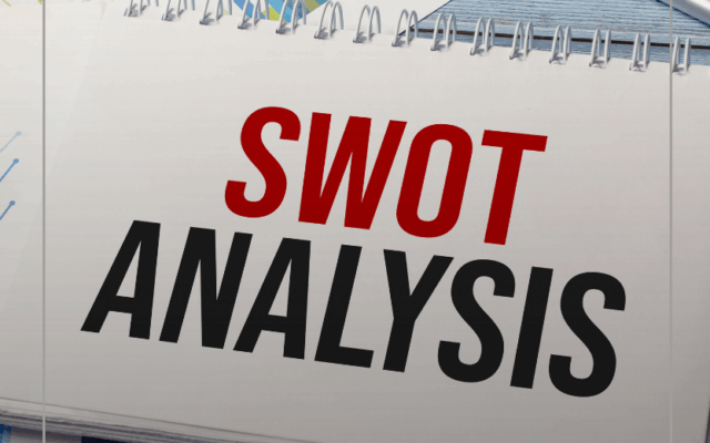 تحلیل SWOT